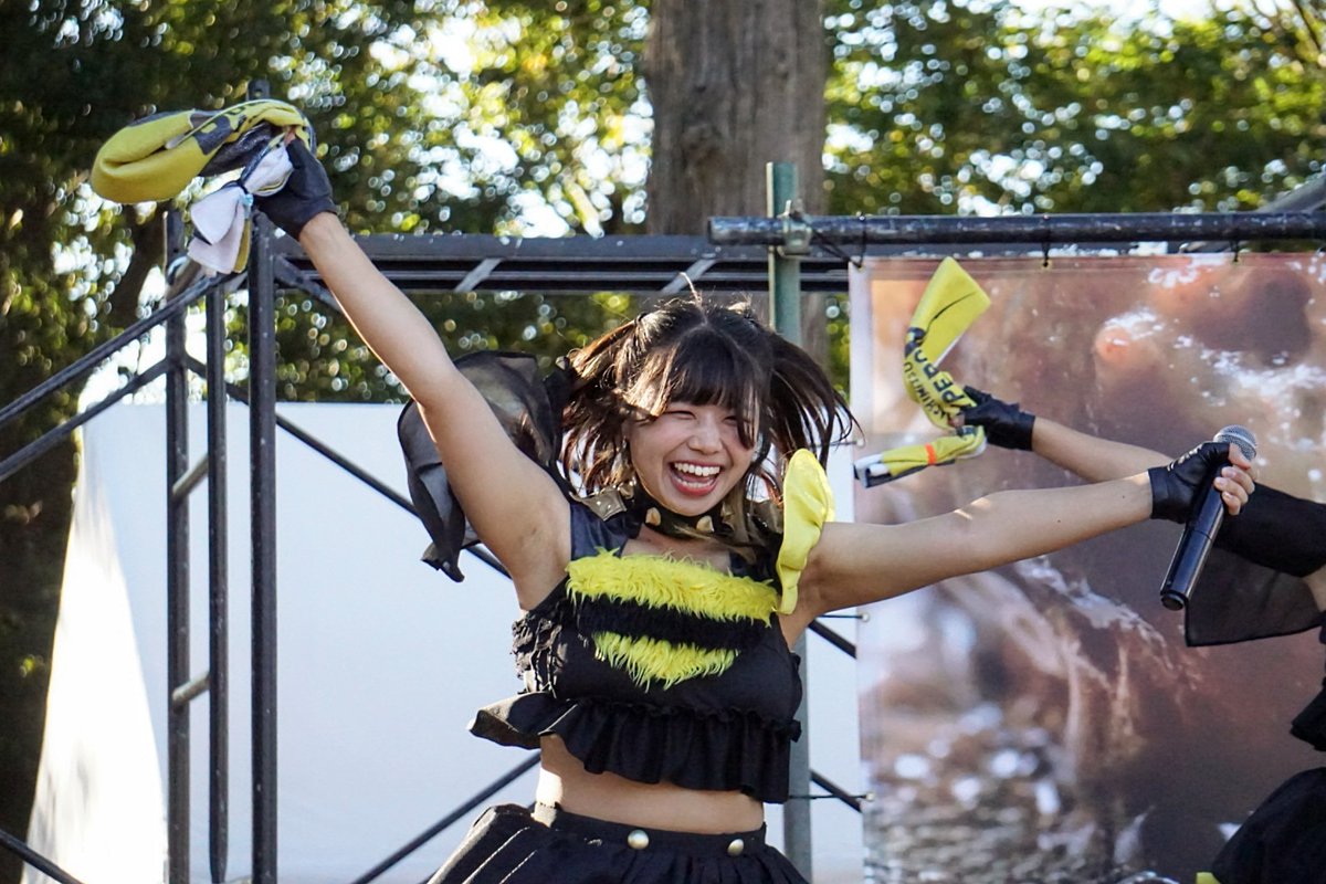 yoguoMk2's tweet image. 笑顔と鳴き声(歌声)の破壊力は、
🐝👑 No.ワン🐾でございま❗
(ワイ調べ)

#いつも楽しいライブをありがとう🩵
#愛🐶の日