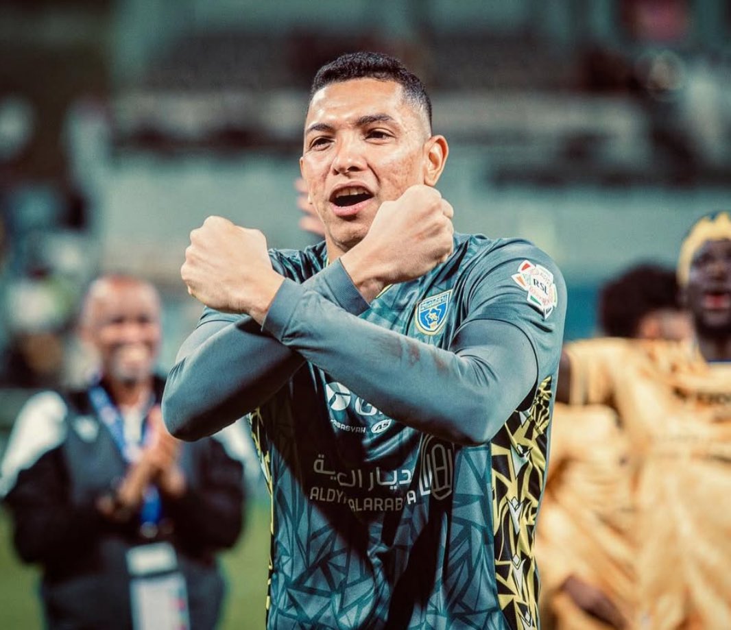 🧤🇧🇷 O goleiro Mailson encerra contrato com o Al-Taawoun daqui 1 mês, apesar do clube árabe ter a opção de extensão por mais 1 ano, uma saÃda não é descartada. O goleiro