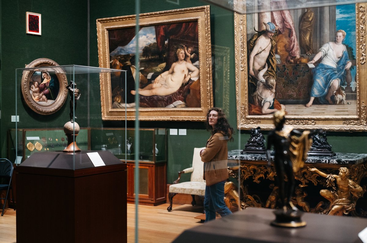 Fitzwilliam Museum (@fitzmuseum_uk) on Twitter photo 🚨 We're hiring two exciting senior curatorial roles! 
🖼️ Senior Curator: Historic & Modern Paintings
🏺 Senior Curator: Mediterranean Antiquities
🔗 Full details and how to apply: bit.ly/43h1qwP 🚨 We're hiring two exciting senior curatorial roles! 
🖼️ Senior Curator: Historic & Modern Paintings
🏺 Senior Curator: Mediterranean Antiquities
🔗 Full details and how to apply: bit.ly/43h1qwP