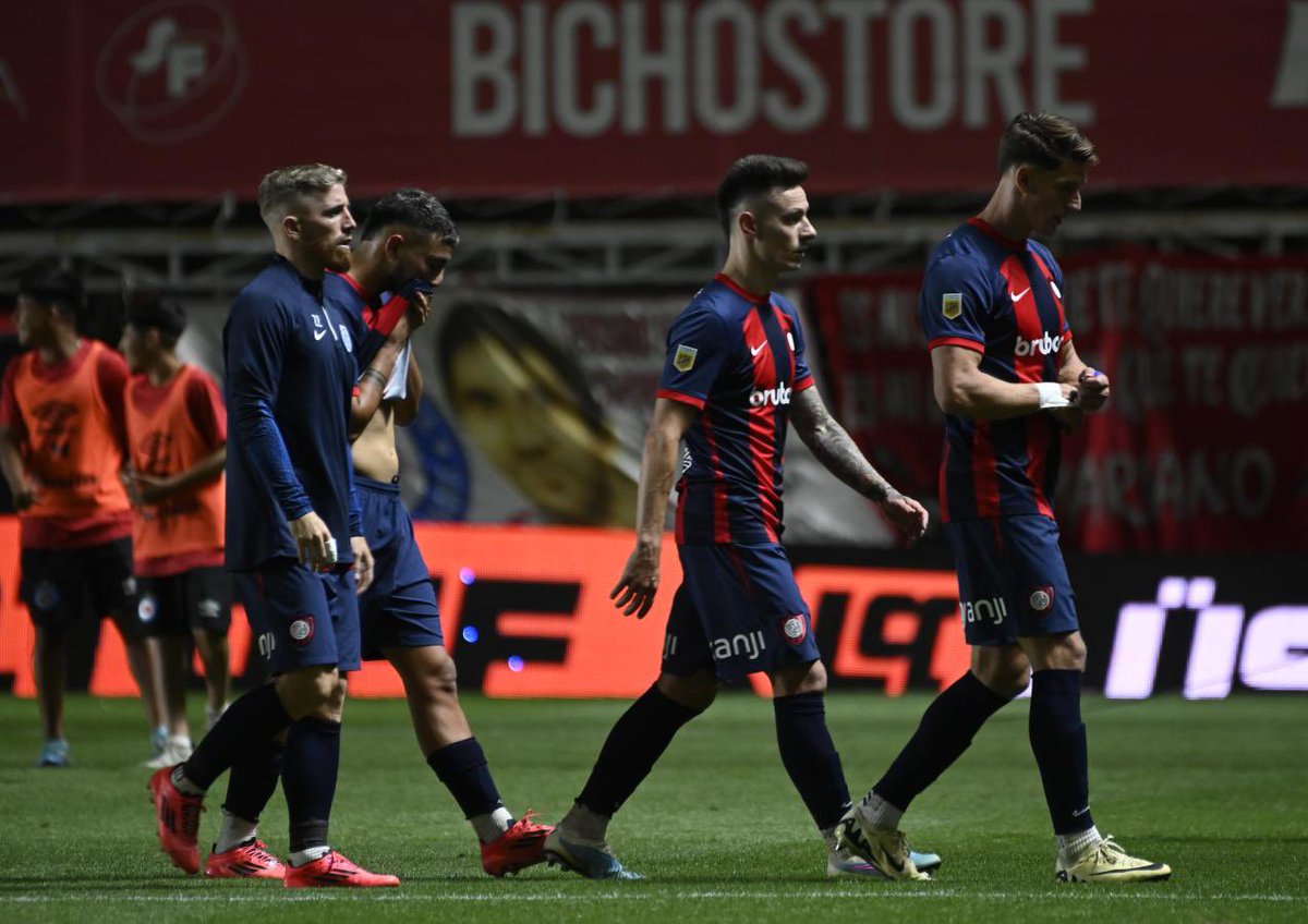 ✅ #OFICIAL: Día y horario confirmados para los cuartos de final del Torneo Apertura. 

📆⏰ #SanLorenzo visitará a Argentinos Juniors el próximo lunes a las 19 horas.