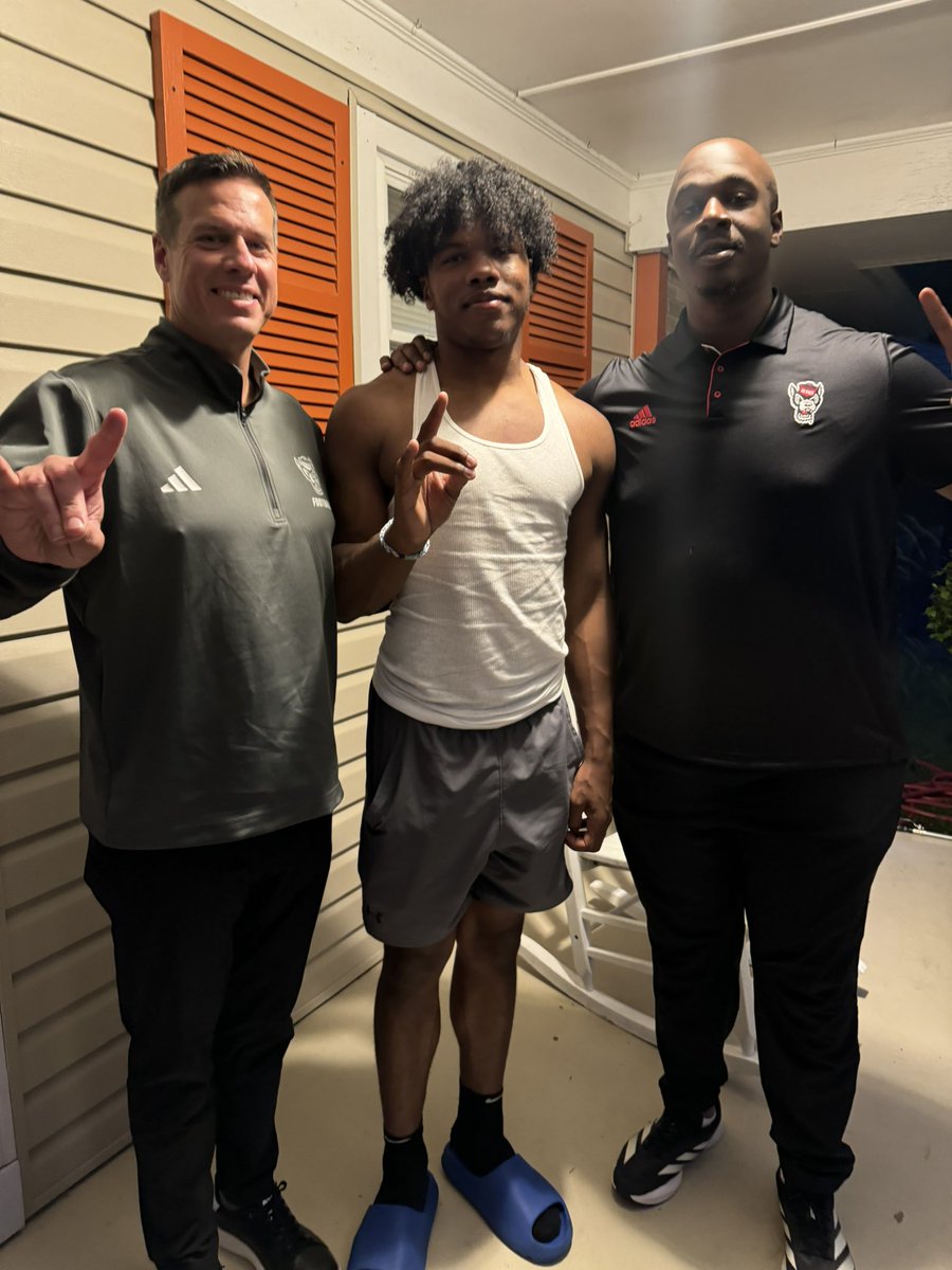 Elijah Littlejohn (@elijahthrowed) on Twitter photo Thanks for stopping by for a home visit <a href="/CoachEliot/">DJ Eliot</a> <a href="/NCStateRivals/">TheWolfpackCentral</a> <a href="/PackFootball/">NC State Football</a> <a href="/PackInsider/">Pack Insider</a> <a href="/PackPride/">Pack Pride</a> <a href="/coachSamGreiner/">Sam Greiner</a> <a href="/CoachRWilliams7/">𝗥𝗼𝗯𝗲𝗿𝘁 𝗪𝗶𝗹𝗹𝗶𝗮𝗺𝘀 - 𝗨𝗦𝗔𝗪</a> <a href="/samspiegs/">Sam Spiegelman</a> <a href="/ChadSimmons_/">ChadSimmons</a> <a href="/TomLoy247/">Tom Loy</a> <a href="/adamgorney/">Adam Gorney</a> <a href="/DubCFootball/">West Charlotte Lions Football</a> Thanks for stopping by for a home visit <a href="/CoachEliot/">DJ Eliot</a> <a href="/NCStateRivals/">TheWolfpackCentral</a> <a href="/PackFootball/">NC State Football</a> <a href="/PackInsider/">Pack Insider</a> <a href="/PackPride/">Pack Pride</a> <a href="/coachSamGreiner/">Sam Greiner</a> <a href="/CoachRWilliams7/">𝗥𝗼𝗯𝗲𝗿𝘁 𝗪𝗶𝗹𝗹𝗶𝗮𝗺𝘀 - 𝗨𝗦𝗔𝗪</a> <a href="/samspiegs/">Sam Spiegelman</a> <a href="/ChadSimmons_/">ChadSimmons</a> <a href="/TomLoy247/">Tom Loy</a> <a href="/adamgorney/">Adam Gorney</a> <a href="/DubCFootball/">West Charlotte Lions Football</a>