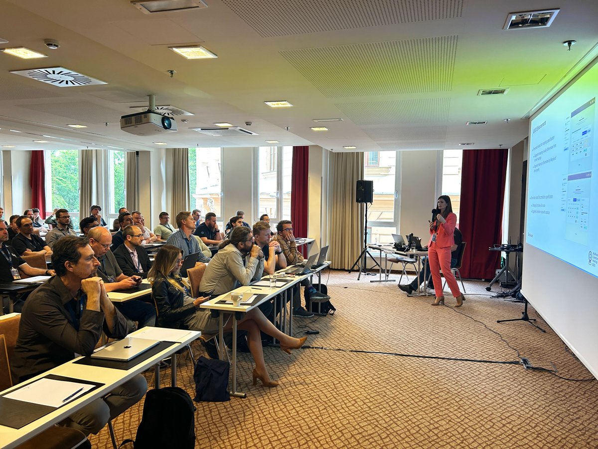 Evolveum tweet media