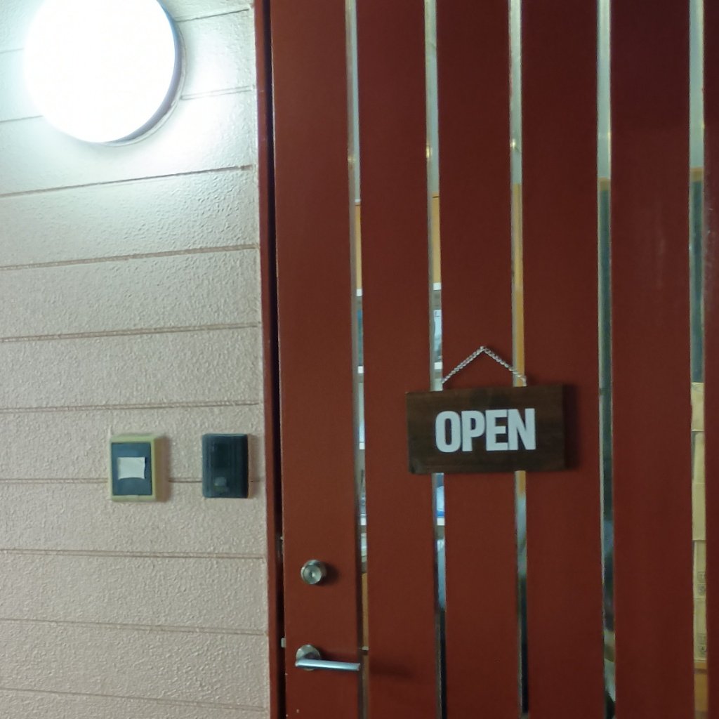 ギャラリー冬青 #火星人の会 第2シーズン4回目…からの新宿ゴールデン街でした(一杯だけ)。
今回も興味深いお話でした。次回もまた楽しみです。
貴重な資料は後ほどまた読ませていただきます。
またカルバドス、美味しくいただきました。
歓談中、告知タイムもいただき、ありがとうございました。