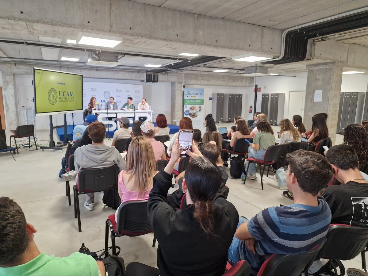 UCAM Universidad (@ucam) on Twitter photo 📸 Hoy nos visita en <a href="/HitechUCAM/">UCAM HiTech</a> el equipo de Deportes de <a href="/SER_Murcia/">SER Murcia</a> para realizar su programa 'Afterwork' con Alejandro Gómez, director general <a href="/UCAMMurcia/">UCAM Murcia</a>, y <a href="/PabloRosique/">Pablo Rosique</a>, director general <a href="/UCAM_Deportes/">UCAM Deportes</a> 📸 Hoy nos visita en <a href="/HitechUCAM/">UCAM HiTech</a> el equipo de Deportes de <a href="/SER_Murcia/">SER Murcia</a> para realizar su programa 'Afterwork' con Alejandro Gómez, director general <a href="/UCAMMurcia/">UCAM Murcia</a>, y <a href="/PabloRosique/">Pablo Rosique</a>, director general <a href="/UCAM_Deportes/">UCAM Deportes</a>