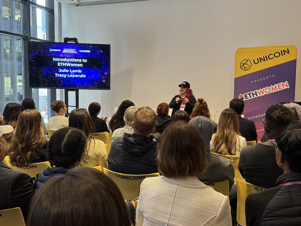 Justyna Osowska (@womanblockchain) on Twitter photo Love to see <a href="/tracyleparulo/">Tracy Leparulo</a> from <a href="/untraceableinc/">Untraceable - Crypto Events since 2013 🚀</a> holding it down during #Futurist2025! Love to see <a href="/tracyleparulo/">Tracy Leparulo</a> from <a href="/untraceableinc/">Untraceable - Crypto Events since 2013 🚀</a> holding it down during #Futurist2025!