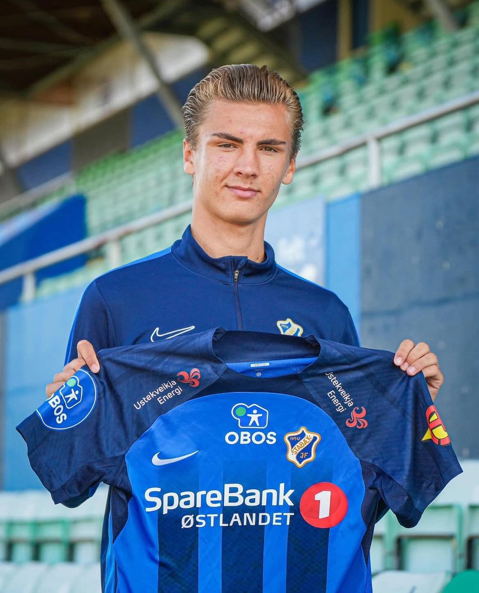 𝙉𝙊𝙍𝙒𝘼𝙔𝙎 𝙁𝙐𝙏𝙐𝙍𝙀 𝙉𝙐𝙈𝘽𝙀𝙍 𝟵 / 𝟱𝟲 𝗚/𝗔 𝗶𝗻 𝟰𝟲 𝗺𝗮𝘁𝗰𝗵𝗲𝘀! • 🇳🇴𝘼𝙗𝙚𝙡 𝘾𝙚𝙙𝙚𝙧𝙜𝙧𝙚𝙣 (𝟭𝟱𝙮)✨

♟ Position: CF
↕ Height: 1.88m
👣 Foot: Right
🛡 Club: Stabæk

𝗦𝘁𝗿𝗲𝗻𝗴𝗵𝘁𝘀:
The talented striker’s main strength is his finishing, as he is a