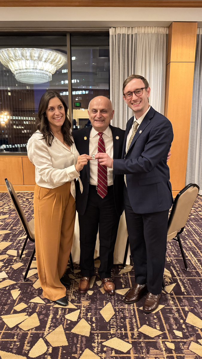 Sophia Williams-Perez, MD (@sophwperez) on Twitter photo Looking back at #SEW2025 / #ASE2025, the <a href="/Surg_Education/">Association for Surgical Education</a> Trainee Committee was honored to award two ASE Coins of Recognition to Drs. <a href="/clbuonpane/">Christie Buonpane</a> and <a href="/CochrunSL/">Steven Cochrun</a>
Their tireless support and dedication to the Trainee Committee doesn’t go unnoticed! Join us in congratulating them 👏 Looking back at #SEW2025 / #ASE2025, the <a href="/Surg_Education/">Association for Surgical Education</a> Trainee Committee was honored to award two ASE Coins of Recognition to Drs. <a href="/clbuonpane/">Christie Buonpane</a> and <a href="/CochrunSL/">Steven Cochrun</a>
Their tireless support and dedication to the Trainee Committee doesn’t go unnoticed! Join us in congratulating them 👏