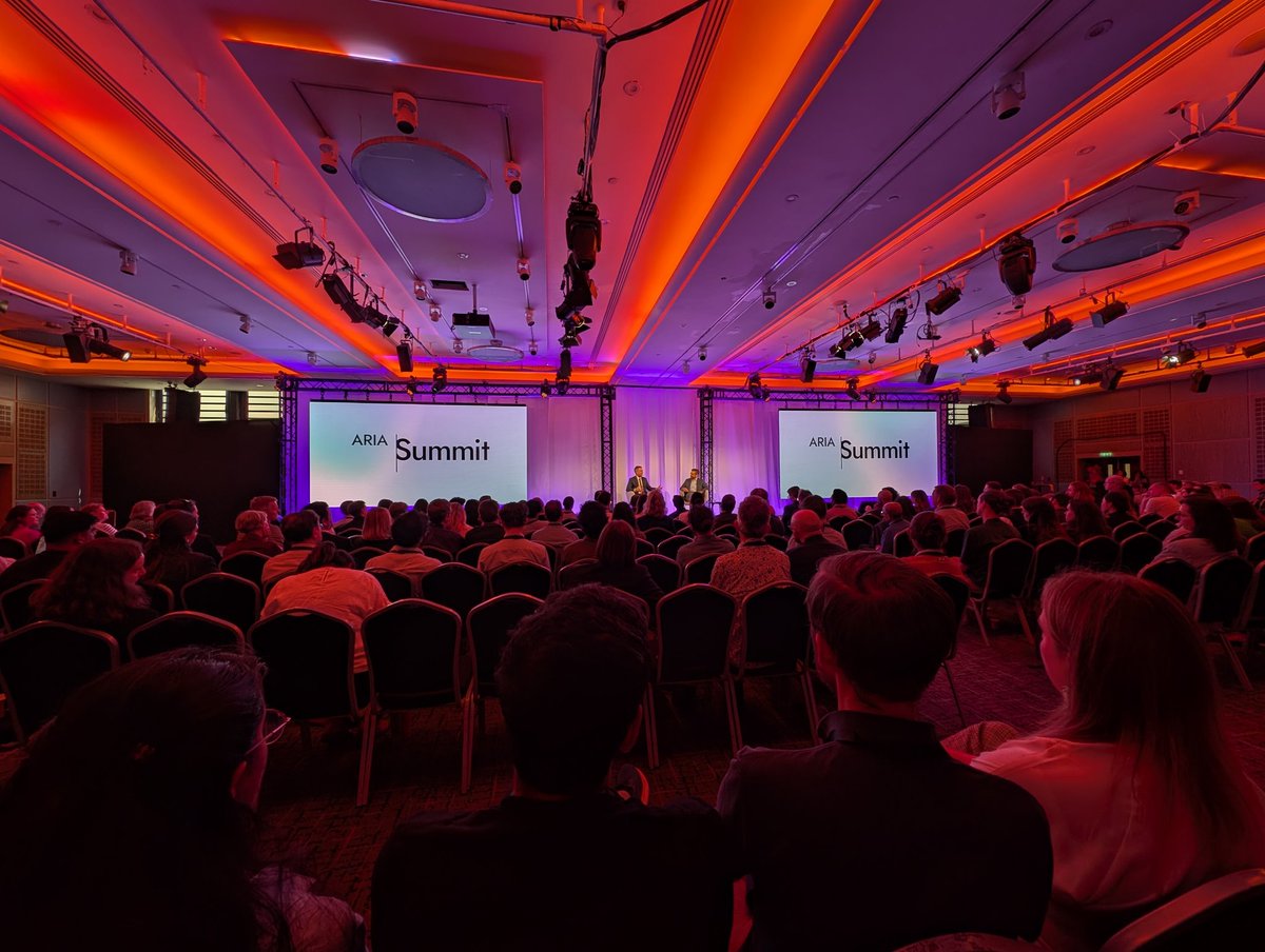 What, if the UK government can get AI right, can the country do?

My favourite talk (of many greats) at <a href="/ARIA_research/">ARIA</a> summit day 2: Secretary for State @PeterKyle in a fireside chat with ARIA CEO <a href="/ilangur/">Ilan Gur</a>.

To hear a bit of Peter's journey was both inspiring and