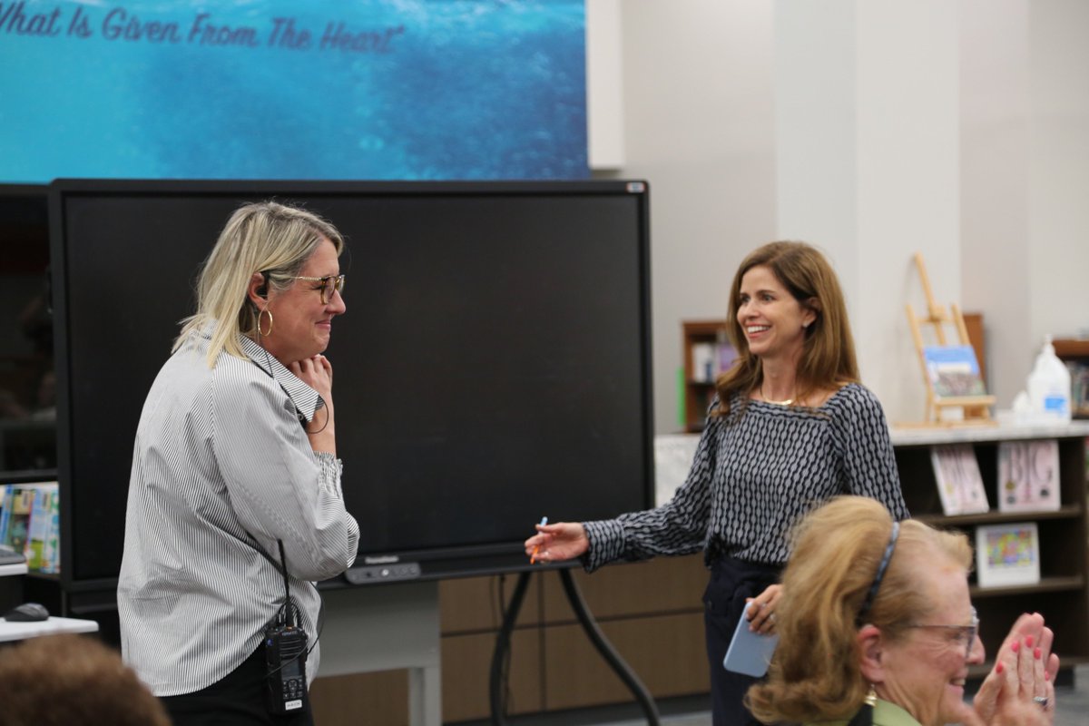 Willbern Elementary (@willbernes) on Twitter photo We are trilled to announce the NEW principal of <a href="/WillbernES/">Willbern Elementary</a>, Ms, <a href="/HakemackS/">Stephanie Hakemack</a>!
#beWillbern #andNew We are trilled to announce the NEW principal of <a href="/WillbernES/">Willbern Elementary</a>, Ms, <a href="/HakemackS/">Stephanie Hakemack</a>!
#beWillbern #andNew