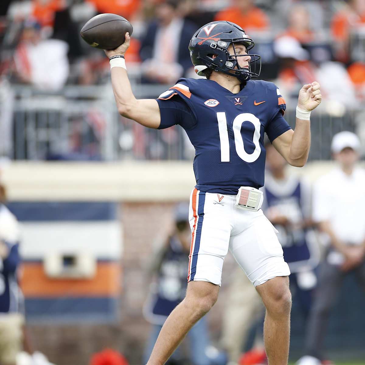 ● QB Spotlight ●

Anthony Colandrea

UVA ➡️ UNLV

• Colandrea is a fun QB to watch because he's the definition of a gunslinger. I believe Tom Fornelli even calls him the "Whoopsie Daisy" KING. I truly believe going to the #MountainWest was the best move for Colandrea and I see