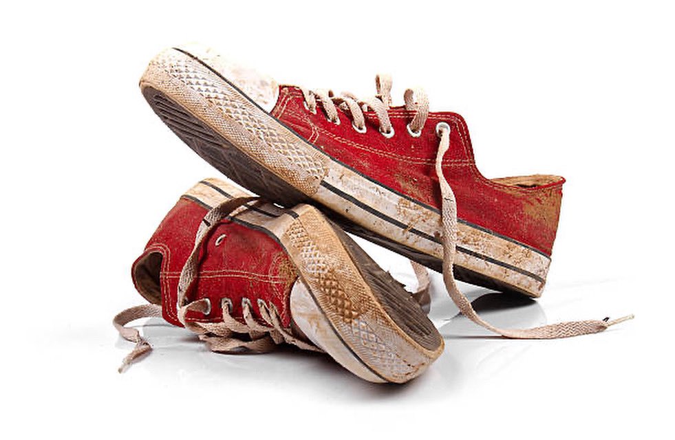 FeedMySole_STL's tweet photo. In STL, over 38% of children live below the poverty line. They lack essentials like fitting shoes, which are crucial for their health, self-esteem, and participation in daily activities.
Help By:
•Donate new or gently used children’s shoes.
•Share this post to raise awareness https://t.co/dNTtnyfeza