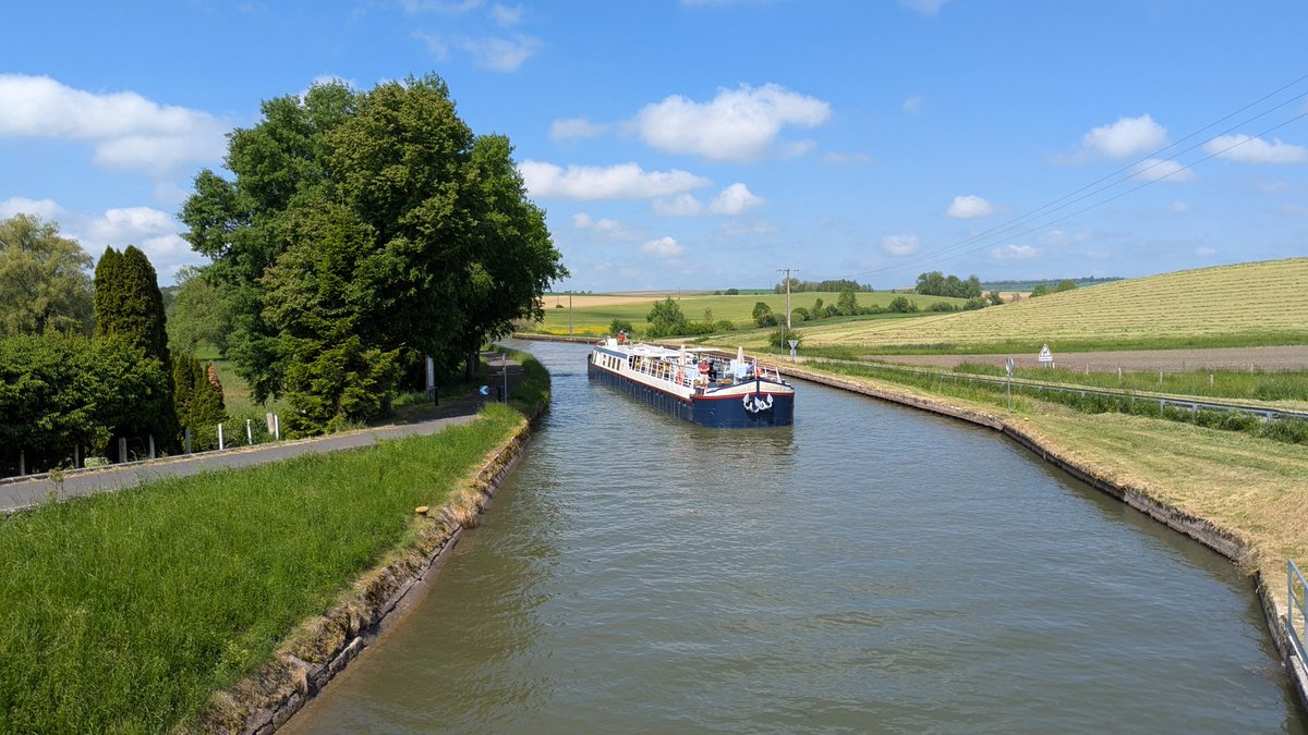 John Roberts (@inthelooptravel) on Twitter photo Just a beautiful day for barging in Lorraine, France, with #FrenchCountryWaterways on #HorizonII.
<a href="/QuirkyCruise/">Heidi & Ted</a>
#SmallShipCruising Just a beautiful day for barging in Lorraine, France, with #FrenchCountryWaterways on #HorizonII.
<a href="/QuirkyCruise/">Heidi & Ted</a>
#SmallShipCruising
