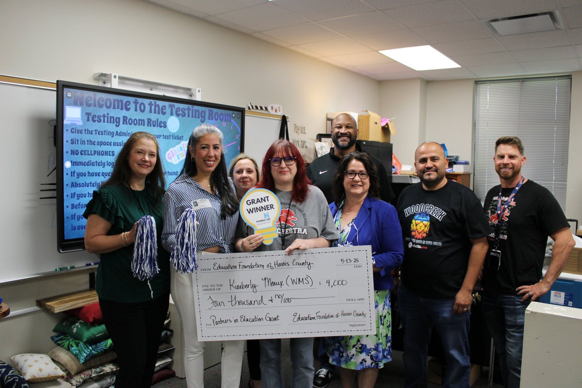 We want to congratulate Ms. Meaux for her outstanding achievement in creating "Lions Den" for her business students here. Today she received a grant from Education Foundation of Harris County, way to BeElite!

#BeEliteWMS #RTBWMS #ShineOn #ChooseBetter