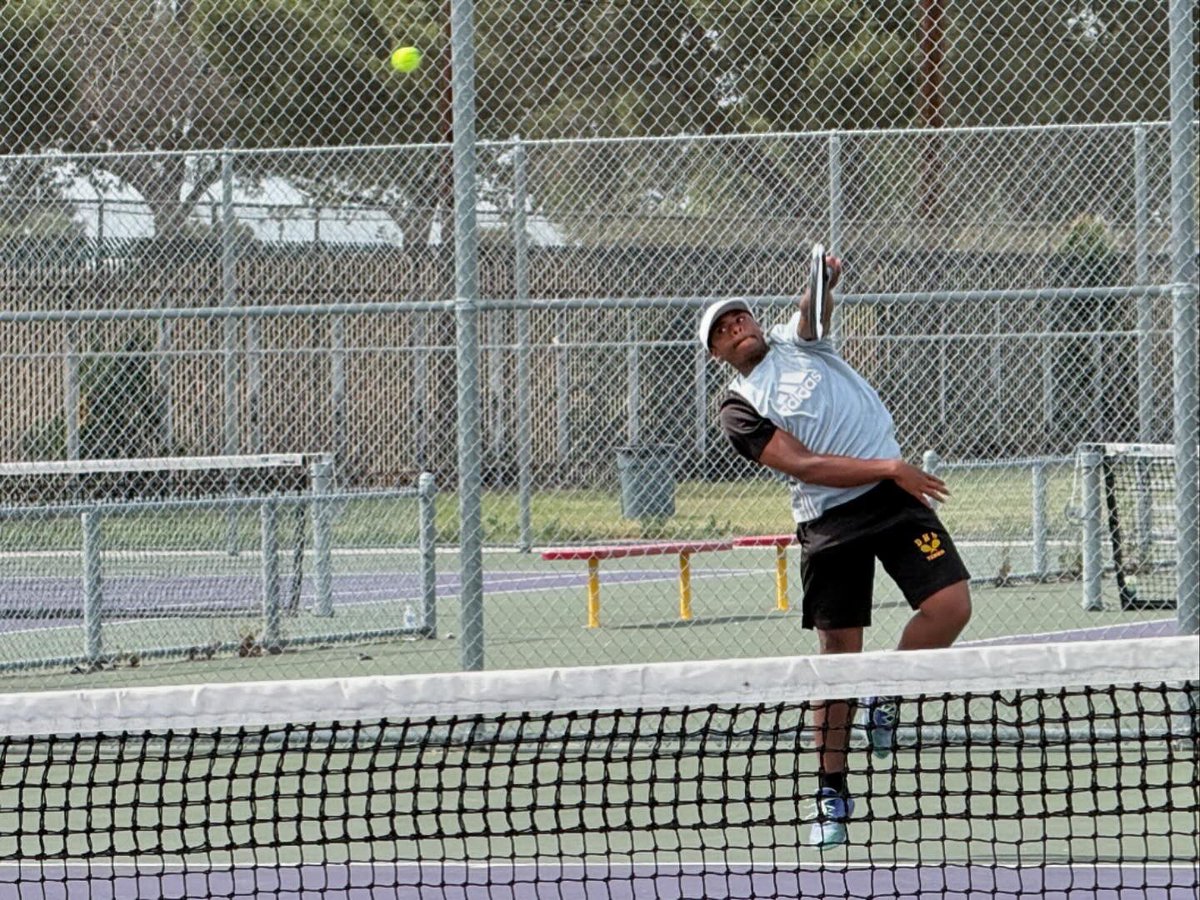 Compton Unified (@comptonunified) on Twitter photo 📣 Game Recap: <a href="/DominguezHSDons/">Dominguez High School</a> Tennis CIF Quarterfinals - yesterday the team lost their showdown against Katella High School in a heartbreaking tiebreaker. Here’s to a great season overall.
#DominguezHigh #CIFPlayoffs #DonsTennis #ComptonUnified 📣 Game Recap: <a href="/DominguezHSDons/">Dominguez High School</a> Tennis CIF Quarterfinals - yesterday the team lost their showdown against Katella High School in a heartbreaking tiebreaker. Here’s to a great season overall.
#DominguezHigh #CIFPlayoffs #DonsTennis #ComptonUnified