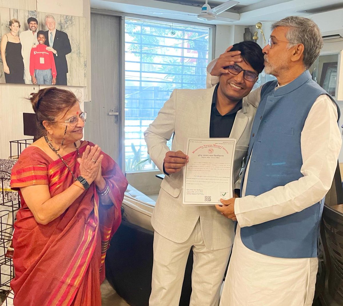 Kailash Satyarthi (@k_satyarthi) on Twitter photo Today was a profoundly moving moment for me and <a href="/sumedhakailash/">Sumedha Kailash</a> as Dr. Vashisht Samrat visited us at the <a href="/smgc_official/">Satyarthi Movement for Global Compassion</a> office.
Vashisht had been trafficked to Patna with the false promise of a good education. But instead, he was forced into domestic labour, his childhood stolen Today was a profoundly moving moment for me and <a href="/sumedhakailash/">Sumedha Kailash</a> as Dr. Vashisht Samrat visited us at the <a href="/smgc_official/">Satyarthi Movement for Global Compassion</a> office.
Vashisht had been trafficked to Patna with the false promise of a good education. But instead, he was forced into domestic labour, his childhood stolen
