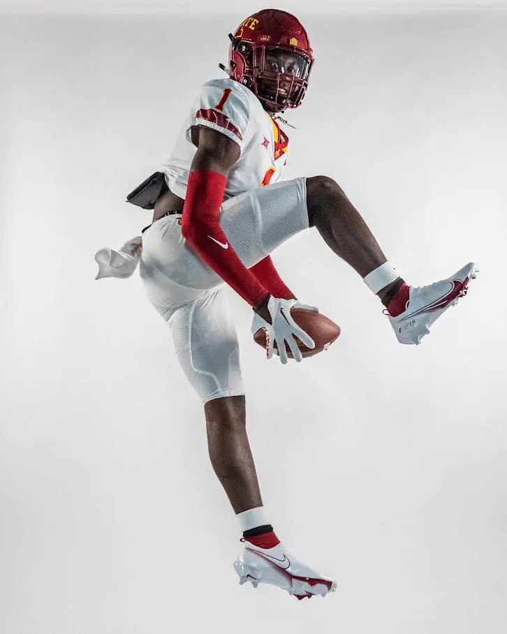 Iowa State Offered 
    <a href="/Phouly31/">pete houlihan</a> <a href="/CoachMurphCSHS/">Coach Murph</a> <a href="/SandburgEagles/">Sandburg Eagles Football</a> <a href="/PrepRedzoneIL/">Prep Redzone Illinois</a> <a href="/AllenTrieu/">Allen Trieu</a> <a href="/EDGYTIM/">Timothy “EDGYTIM” OHalloran</a> <a href="/DeepDishFB/">DEEP DISH FOOTBALL</a> <a href="/williamseals/">Bill Seals</a> <a href="/Coach_Kratch/">Colby Kratch</a> <a href="/CycloneFB/">Iowa State Football</a> <a href="/LemmingReport/">Tom Lemming</a>  <a href="/Bryan_Ault/">Bryan Ault - Midwest Scout</a> <a href="/On3Recruits/">On3 Recruits</a> <a href="/247recruiting/">247Sports Recruiting</a>
