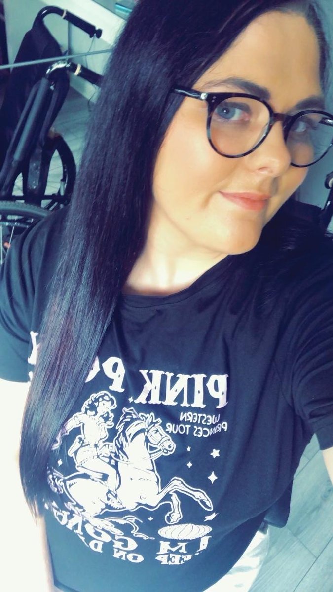 ARC Northern Ireland (@arcni) on Twitter photo 🧠✨ Meet the voices of lived experience!
This #MentalHealthAwarenessWeek, hear from TILII (Telling It Like It Is) as they share powerful insights and advocate for change. 👥💙 <a href="/arcni_teamTILII/">ARC NI #teamTILII</a>
Read more👉 arcni.org.uk/tilii-and-ment…
#EndTheStigma #TILII #ARCni
<a href="/arcnidirector/">Leslie-Anne Newton</a> 🧠✨ Meet the voices of lived experience!
This #MentalHealthAwarenessWeek, hear from TILII (Telling It Like It Is) as they share powerful insights and advocate for change. 👥💙 <a href="/arcni_teamTILII/">ARC NI #teamTILII</a>
Read more👉 arcni.org.uk/tilii-and-ment…
#EndTheStigma #TILII #ARCni
<a href="/arcnidirector/">Leslie-Anne Newton</a>
