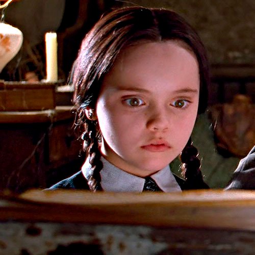 WedncsdayAddams's tweet image. Lunes 12       /         Martes 13