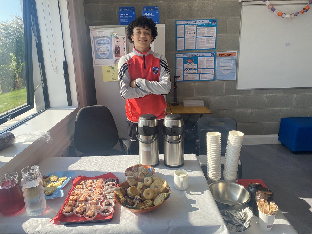 mccwellbeing's tweet image. TY’s all set to welcome grandparents to school today! A very enjoyable day for all 1st Year students and their grandparents and family members today. Stay tuned for more photos! #wellbeingweek #mentalhealth #amberflag @mungretcc