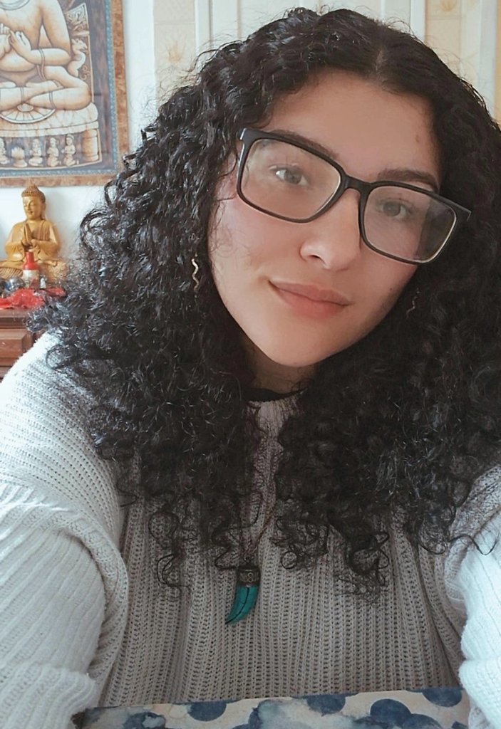 DevirAmor's tweet image. Postando foto no Twitter (mesmo sendo proibido) pra mostrar que meu cantinho da pintura hoje virou espaço de fazer atendimento