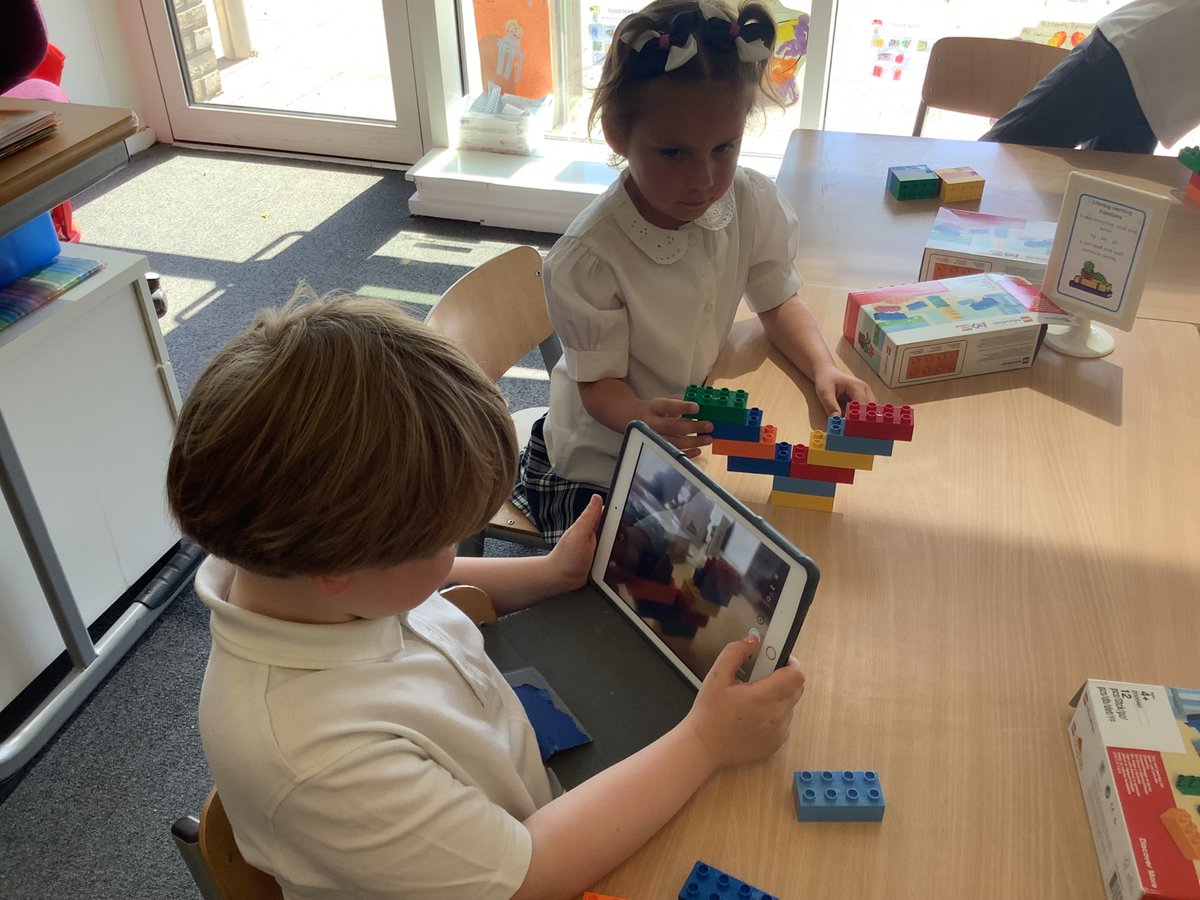 JHP_SnCN_SanCN's tweet image. P1a were learning to create a set of clear instructions. We used Lego to build a structure. Next, we took photos as we broke our creation apart piece at time. We then swapped iPads and followed a different set of photo instructions to build something new! #STEM #WorldofWorkWeek