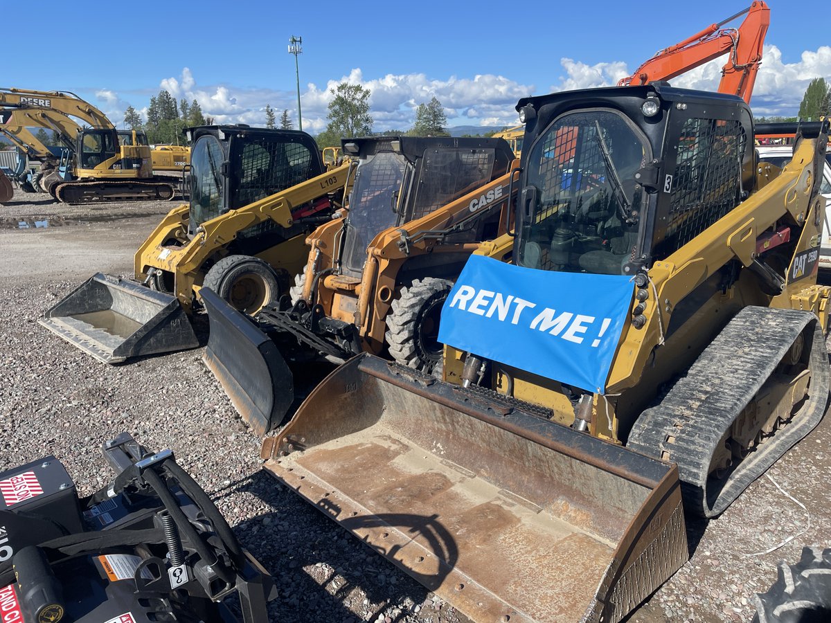 🚜 Need a skidsteer? Reddig Equipment offers rental and rental purchase options to keep your job moving.
 ✅ Flexible terms
 📞 Contact us today to get started!
#Skidsteer #EquipmentRental #ReddigEquipment #ConstructionTools