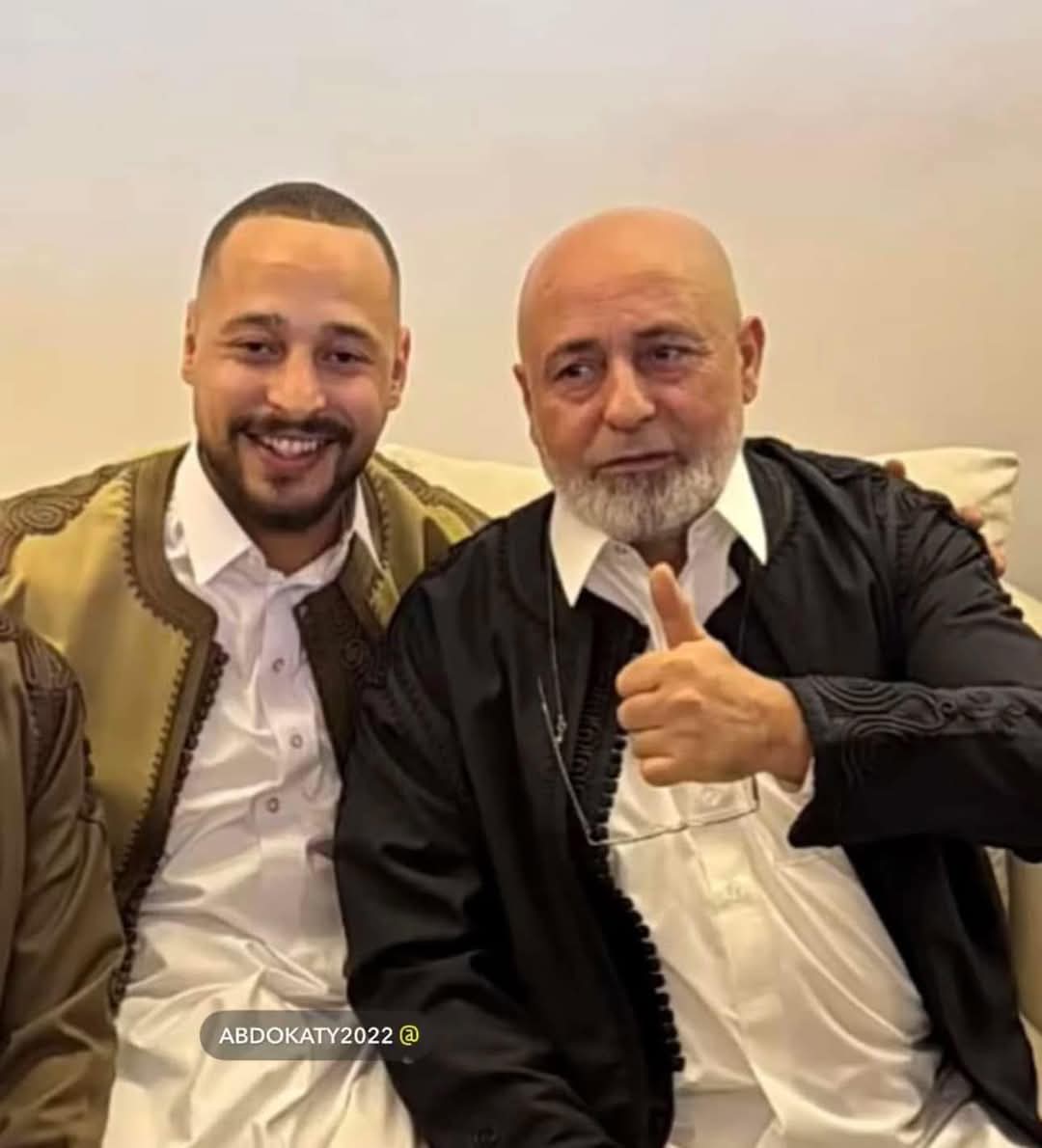 عبدالله كاتي امه من سوق الجمعه وباته تارقي من الجنوب.. العميد كاتي الحبيب احد رجال الشعب المسلح الاوفياء...كان مع اغنيوه في موكب الدرجات النارية..وتم قتله....