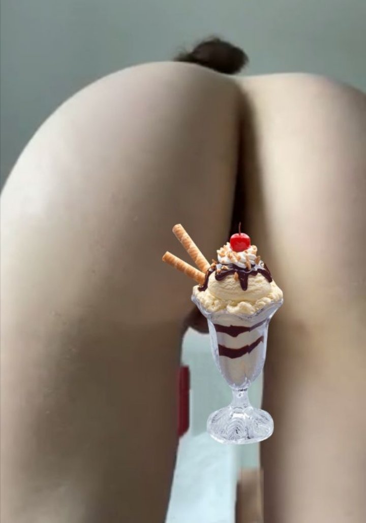 Melis.sa.l tweet media