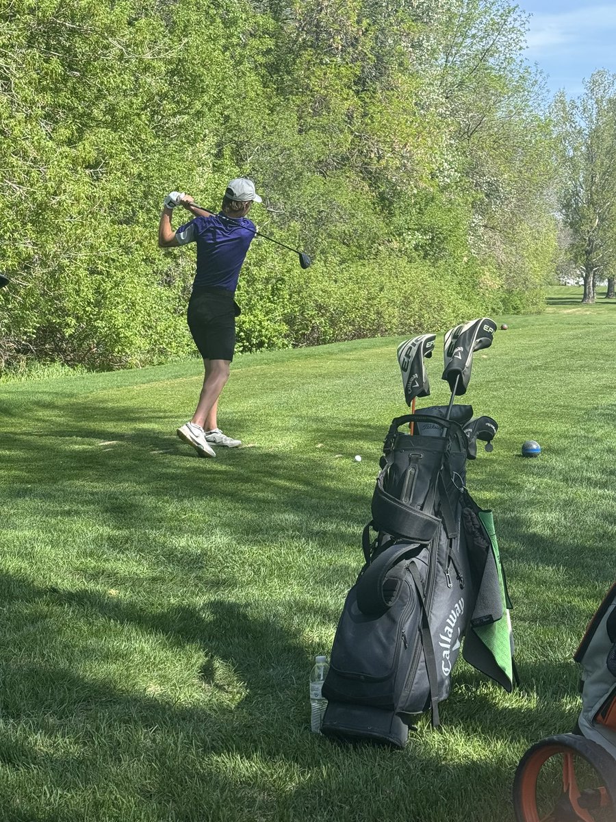 The team is in Fessenden for another individual ragional qualifier. Looking for a score of 77 or better today on the par 70 course.