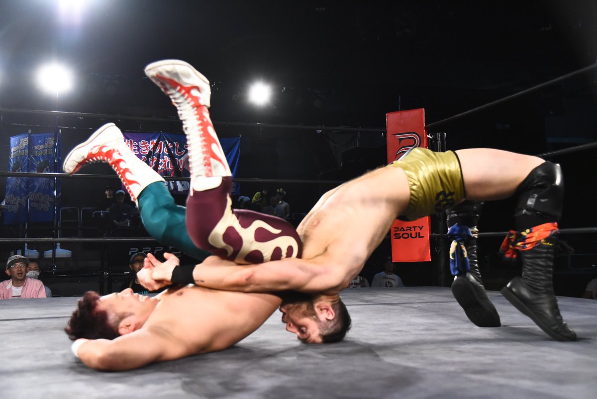 Thanks for always taking good care of me in Japan <a href="/shota0810/">SHOTA 翔太</a> 😬😅

日本でいつも私の面倒を見てくれてありがとう <a href="/shota0810/">SHOTA 翔太</a> 😬😅