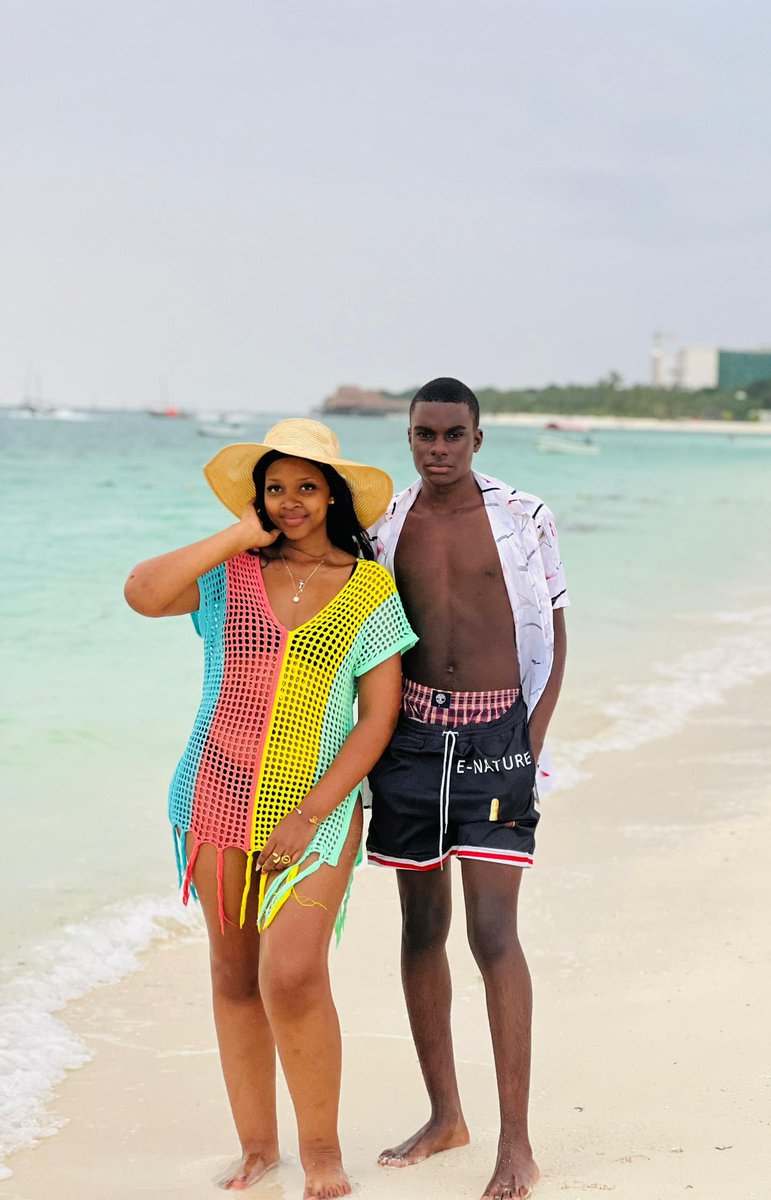 Nothing to see here; just me &amp; my Queen chilling at a random beach in Zanzibar.🏖️❤️