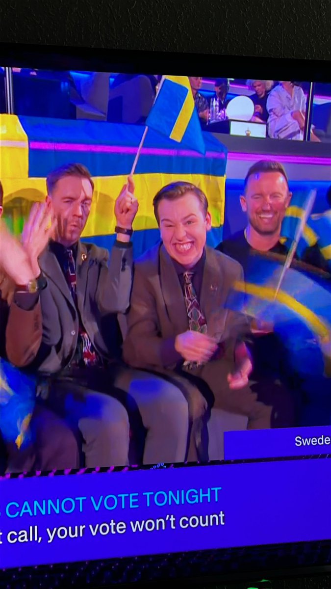 TheLiveLuke's tweet image. According to @SamReesO I am part of KAJ!!😂😂😂🇸🇪

#eurovison2025 #Eurovision
