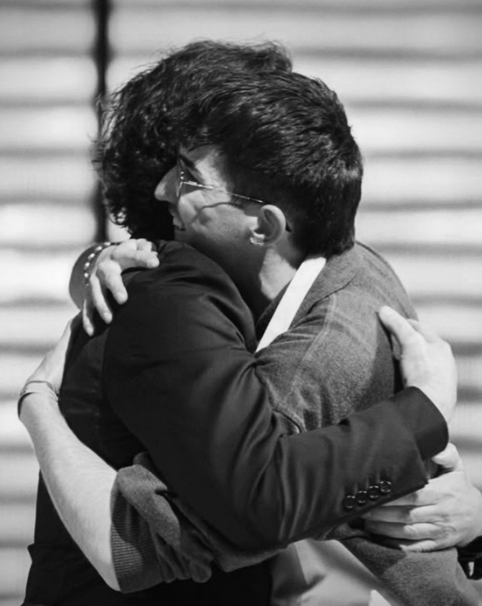 PepeBohiofans (@pepebohiofans) on Twitter photo Ellos... Mis Toledanos favoritos!!! Los más grandes!!! ❤️
<a href="/Pepe_elBohio/">Pepe Rodriguez</a> <a href="/emiliomchef13/">Emilio, aspirante de #MasterChef 12+1</a> <a href="/Emiliovmanzano/">Emilio:P</a> Ellos... Mis Toledanos favoritos!!! Los más grandes!!! ❤️
<a href="/Pepe_elBohio/">Pepe Rodriguez</a> <a href="/emiliomchef13/">Emilio, aspirante de #MasterChef 12+1</a> <a href="/Emiliovmanzano/">Emilio:P</a>