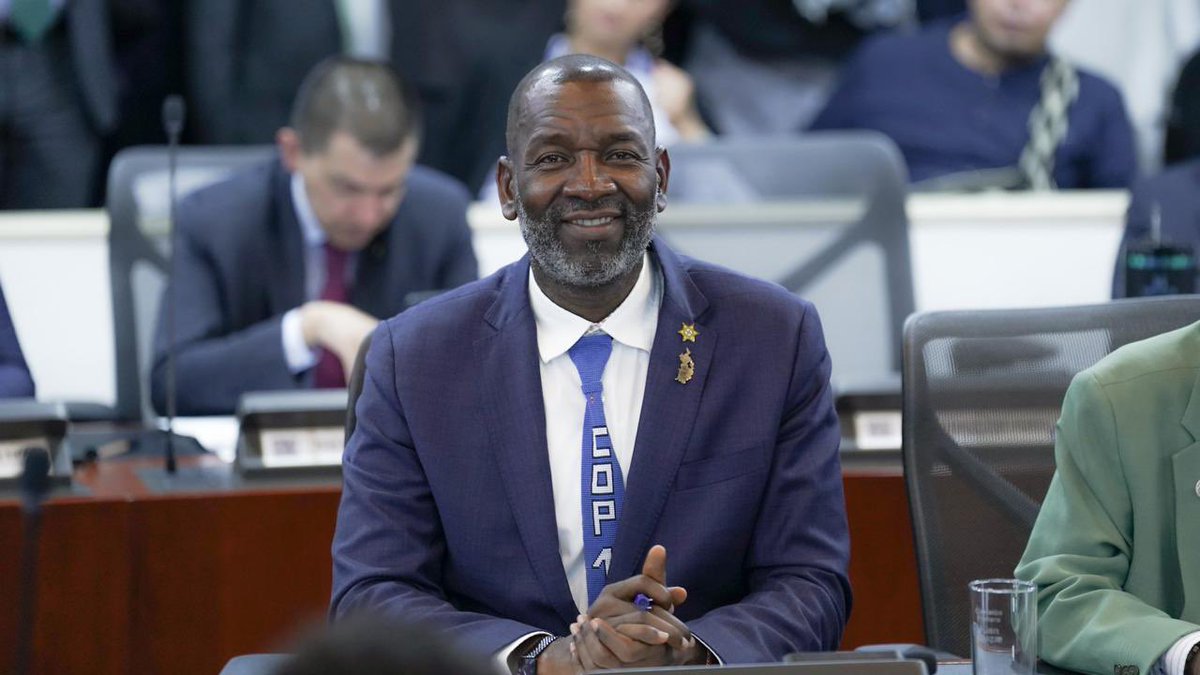 JamesMosqueraT's tweet image. ¡Avanza la Reforma a la Justicia!

Aprobamos en tercer debate el proyecto que busca:
✅Descongestionar el sistema penal
✅Garantizar la reparación integral
✅Frenar la impunidad

Necesitamos una justicia más eficiente.

#CITREP 
#Curuldepaz 
#vidapazyterritorio