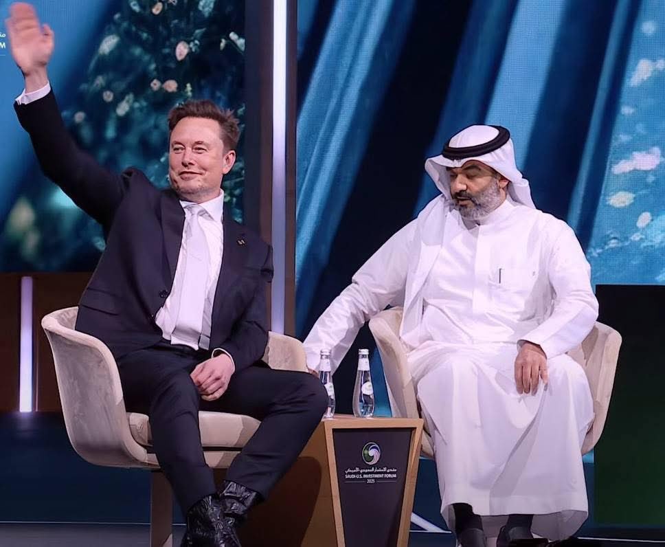 Hoodcrypto1_'s tweet photo. ۔Maritime اور ایوئیشن سیکٹرز کئلیے Starlink منظور کرنے پر سعودی عرب کا شکریہ
ایلن مسک
#FreeIKForUnity #رہا_کرو_کپتان
#ترامب_في_السعودية #ولي_العهد https://t.co/Kb0ZhFiMiM