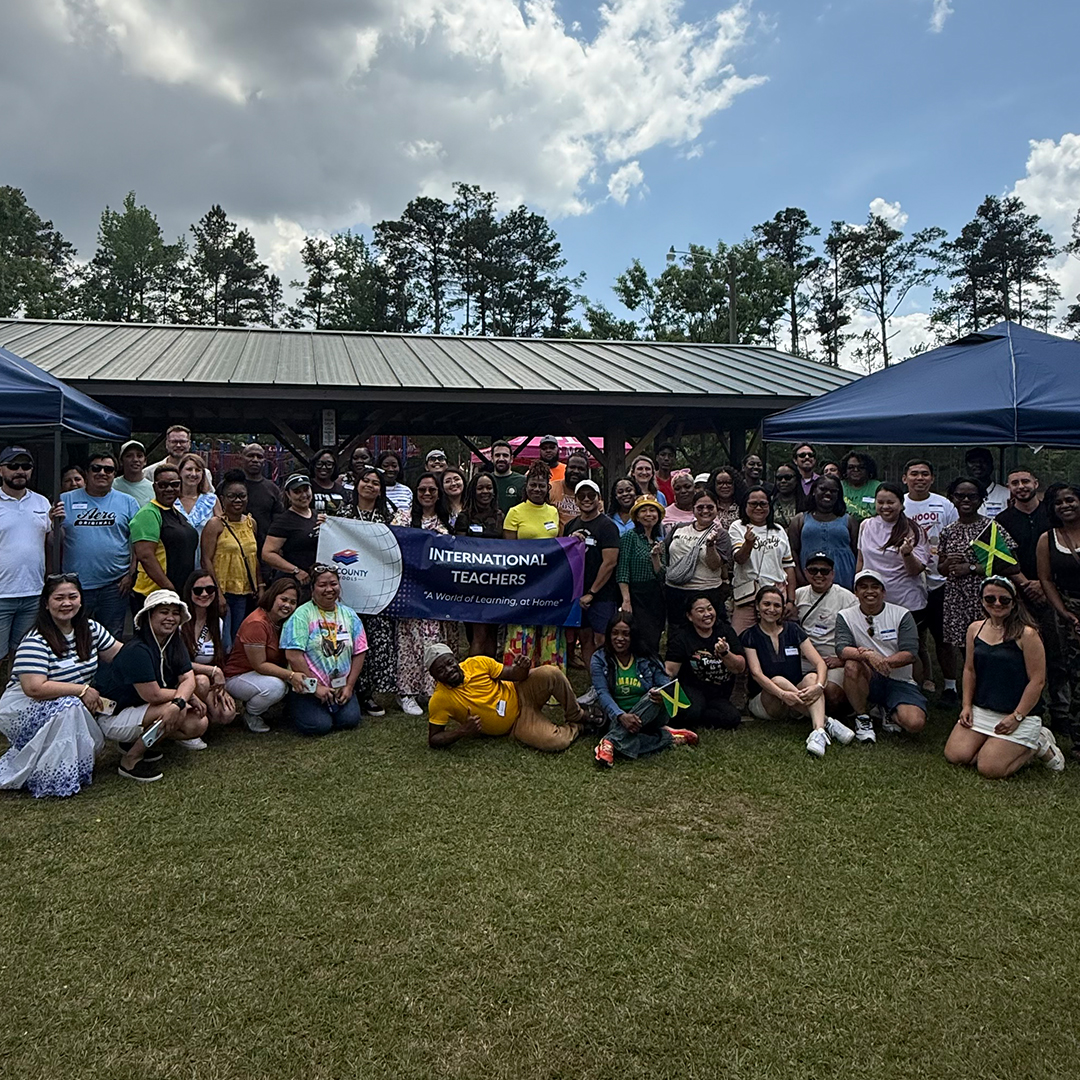 🌎 What an amazing time at the International Teachers Family and Community Cookout in Pitt County Schools! The event was filled with delicious food, exciting door prizes, and heartwarming recognitions of the April and May Teachers of the Month.

Chevel Scott-Johnson brought the