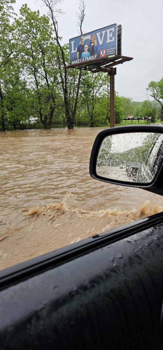WestVirginger's tweet photo. Prayers for Keyser, WV and the surrounding area https://t.co/fybm3q0cYV