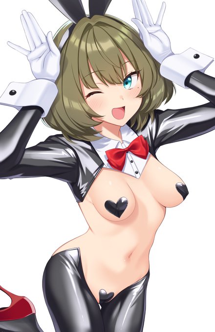 おそらくノリノリで着てくれる楓さん 