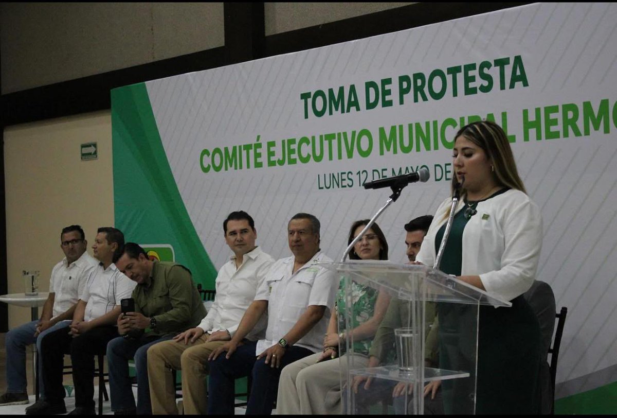 Muchas felicidades a mis amigos que  tomaron protesta en la dirigencia del Verde Hermosillo en horabuena y mucho éxito!