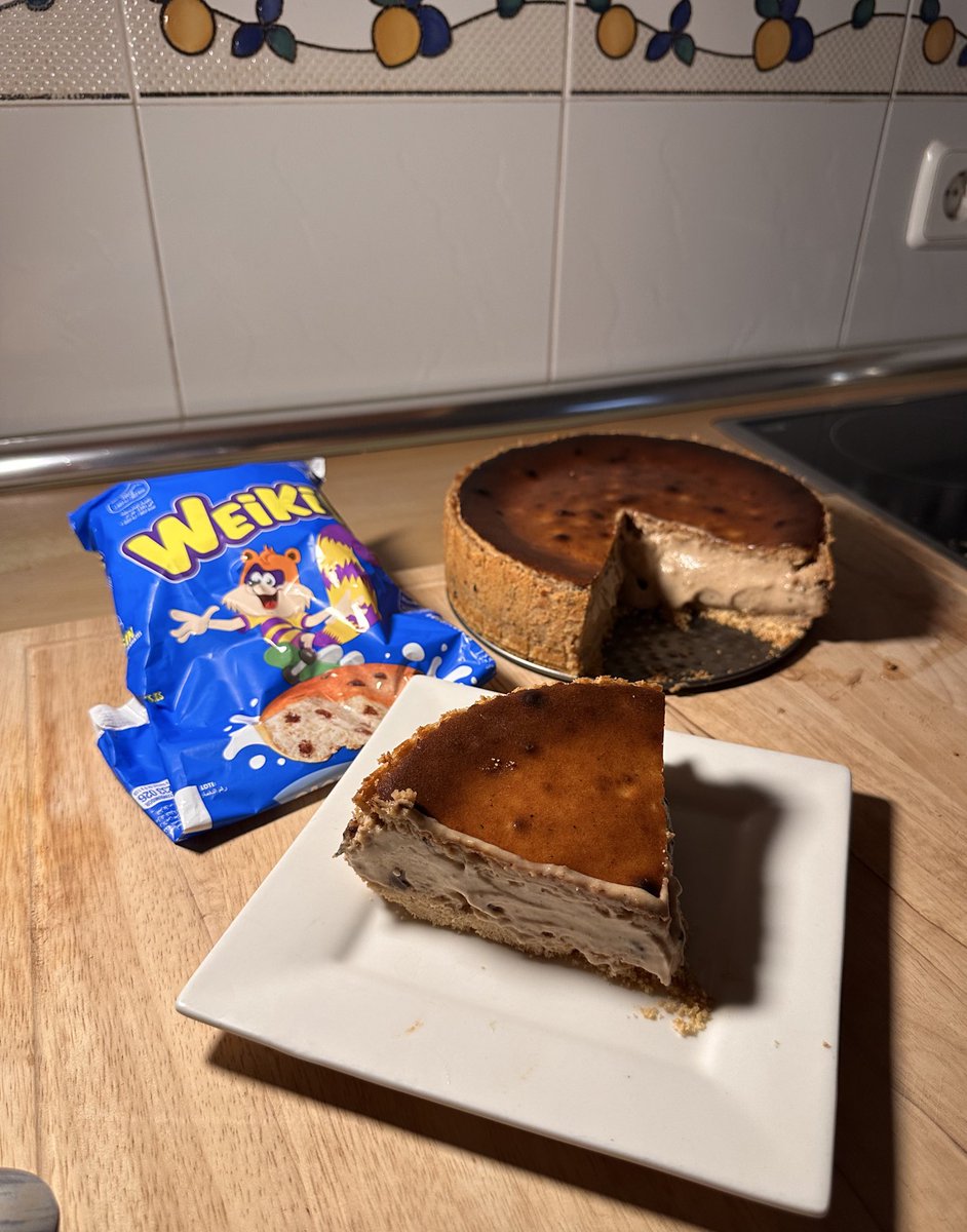 payasyn_'s tweet photo. Tenía hambre y me hice una cheesecake de Weikis ✌🏻 https://t.co/PazOWav2L4