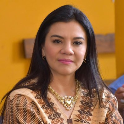 Adriana Altamirano tweet media