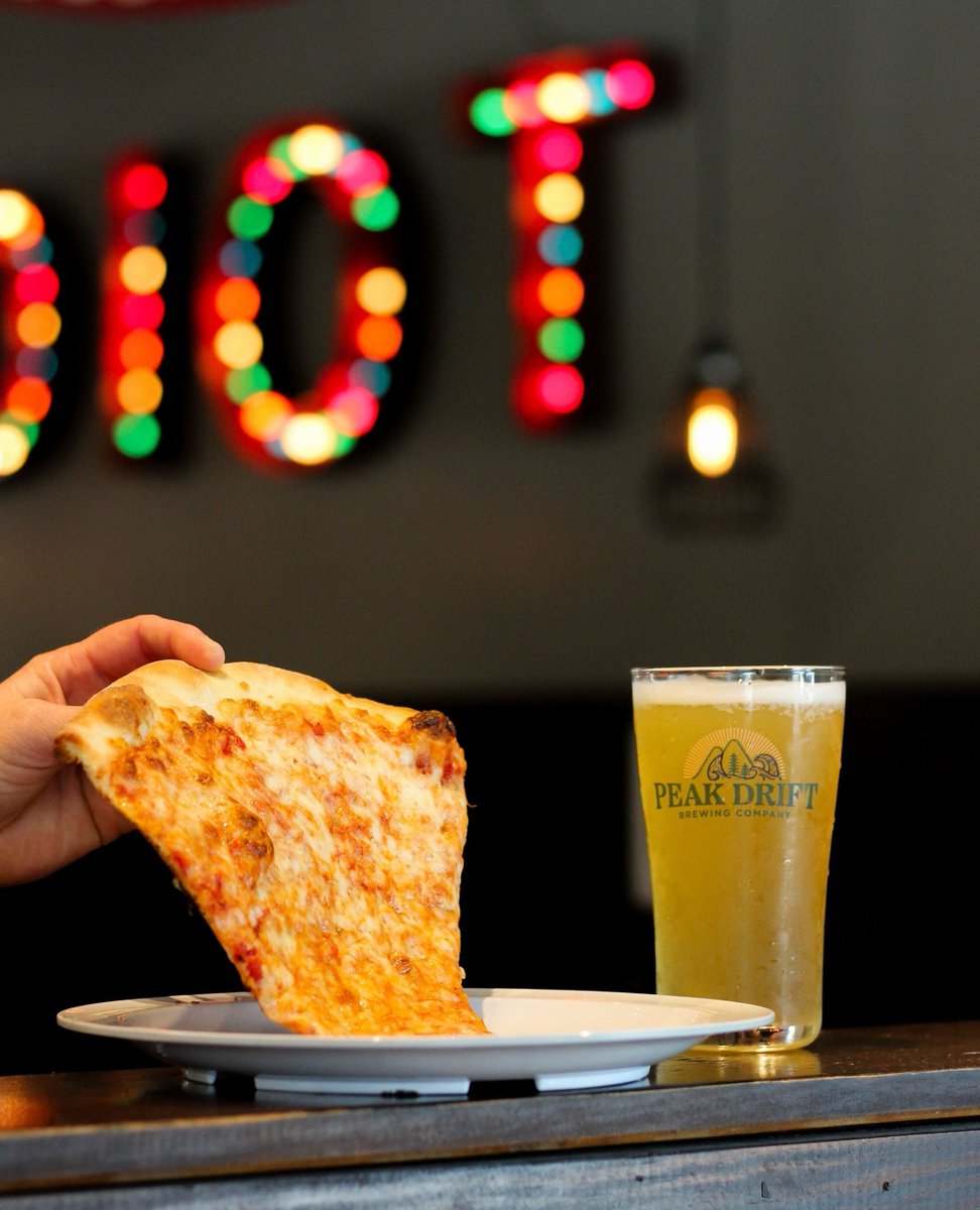 🍻 #AmericanCraftBeerWeek is here, and we’re raising a glass with our friends at Peak Drift Brewing from May 13th to May 18th with $6 pints of Yacht Rock, a smooth and refreshing brew that’s perfect for sipping with a slice in hand. 🍕⚓️