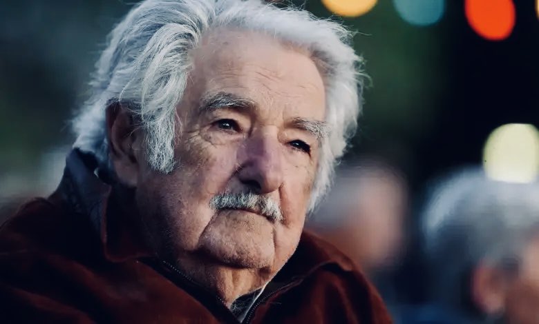 Tu vida fue testimonio de que se puede hacer política con valores.

Buen viaje, Pepe. Gracias por inspirar a toda una generación.