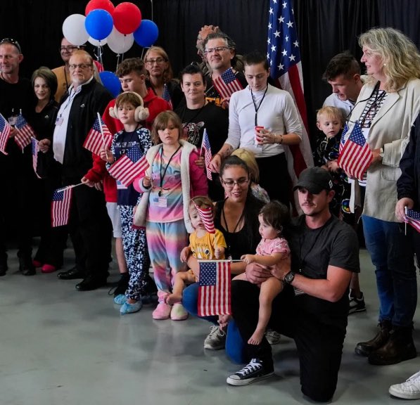 Guess which one triggers the left