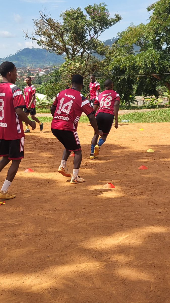 LE CARDIO🇨🇲 tweet media