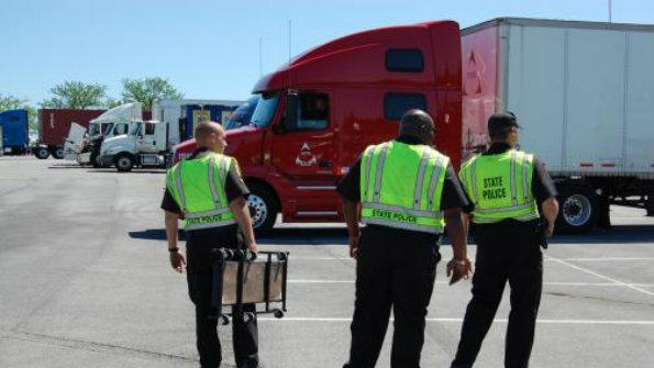 CVSA International Roadcheck has Started 🚔🚨 - mailchi.mp/7e90a375a8f4/i…