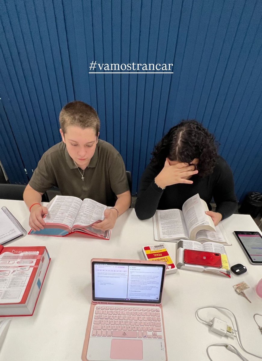 studysafs's tweet image. direito por amor 😍