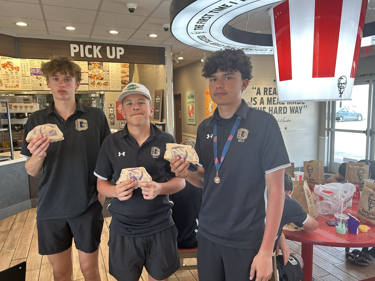 Glenwood Boy’s Golf Results from 3A Sectional Golf, Atlantic Country Club.

Team Score: 323, 3rd Place Finish. Team advances to District Golf May 19th at Red Oak Country Club.

<a href="/GlenwoodRams/">Glenwood Rams</a> 
<a href="/d2mart/">Derek Martin</a> 
<a href="/4joelstevens/">joel stevenson</a>