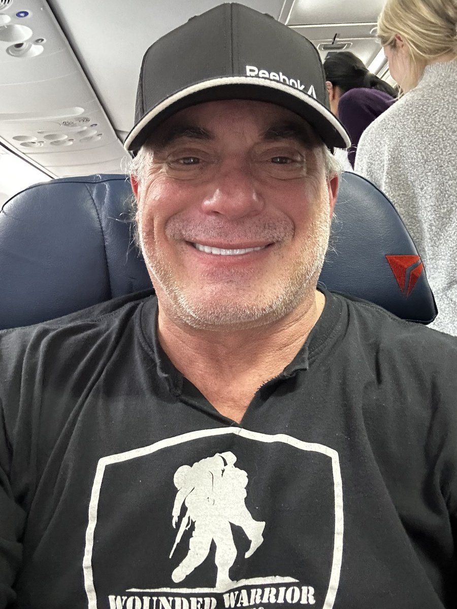 RIGGS (@realscottyriggs) on Twitter photo Chi-town bound Chi-town bound