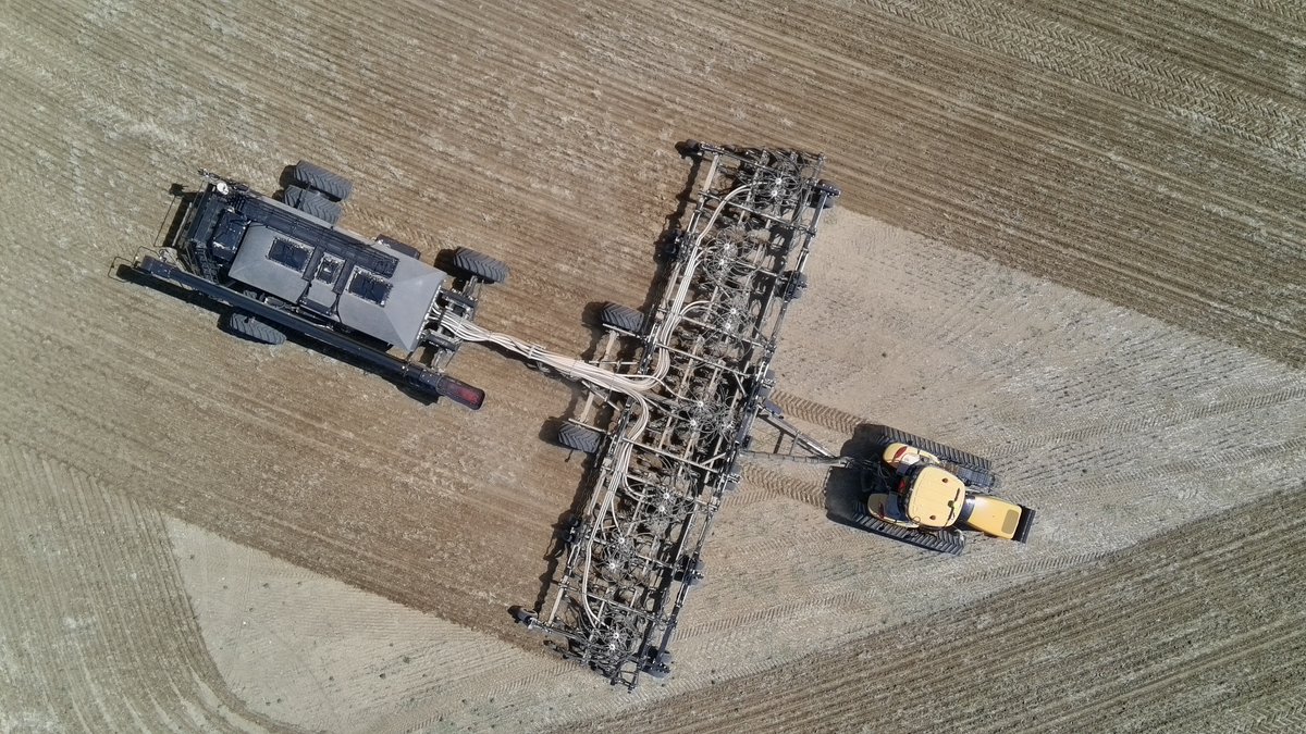 SeedMasterMfg's tweet photo. Love the clean lines from above! At SeedMaster, we are #DrivenByPrecision https://t.co/eNbEC6CGB3